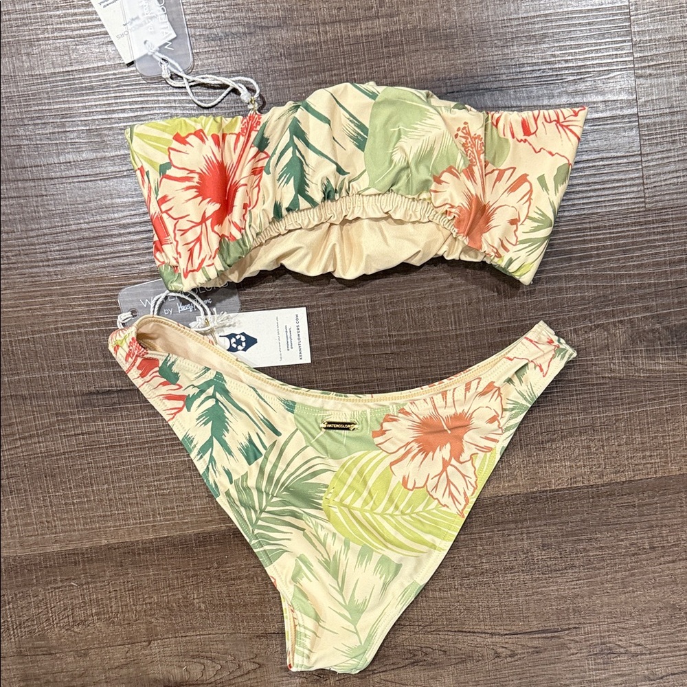 NWT watercolors by Kenny Flowers Pale Yellow Tropical Bandeau Bikini - Picture 3 of 6